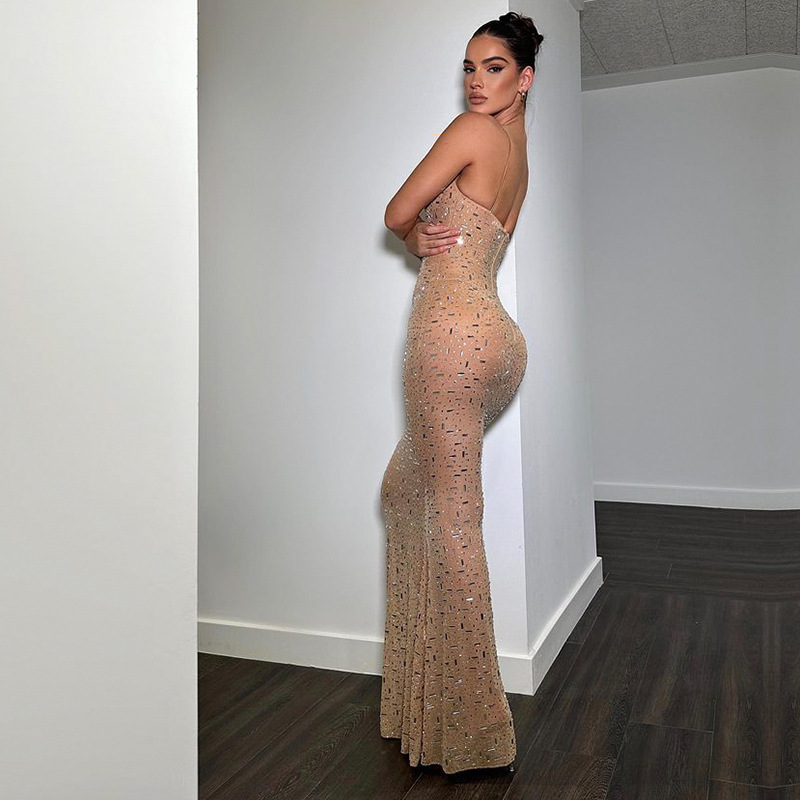 Sexy Trägerloses Bodycon-Kleid – Crystal Mesh Fabric Bewertung und Preis