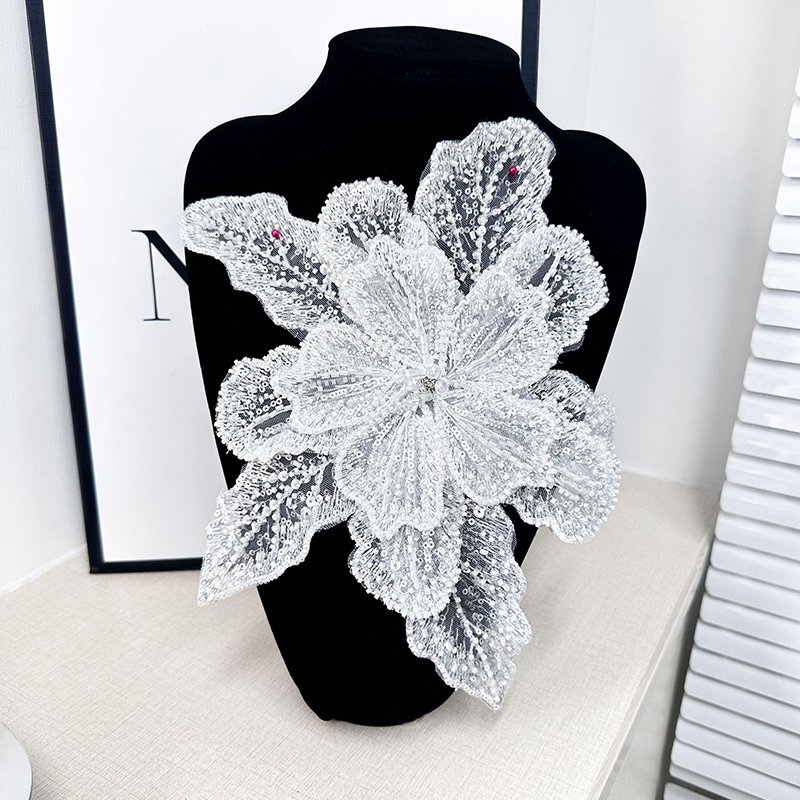 Weiße Spitze Pailletten Perlen – Applique Patch Flower Bewertung und Preis